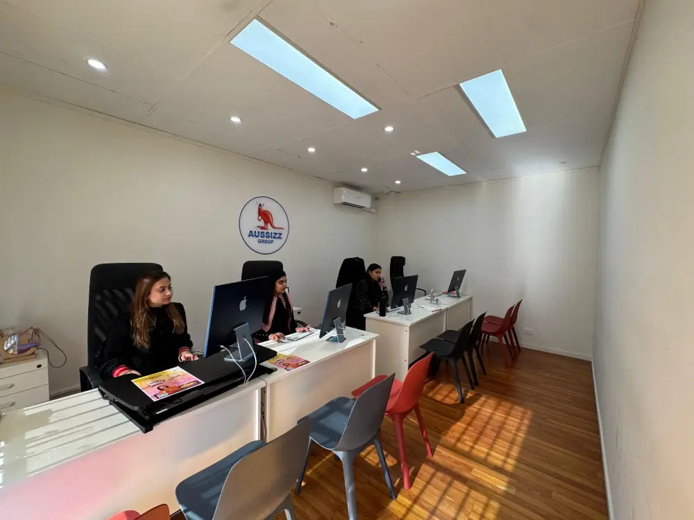 Aussizz Group Clayton English coaching support